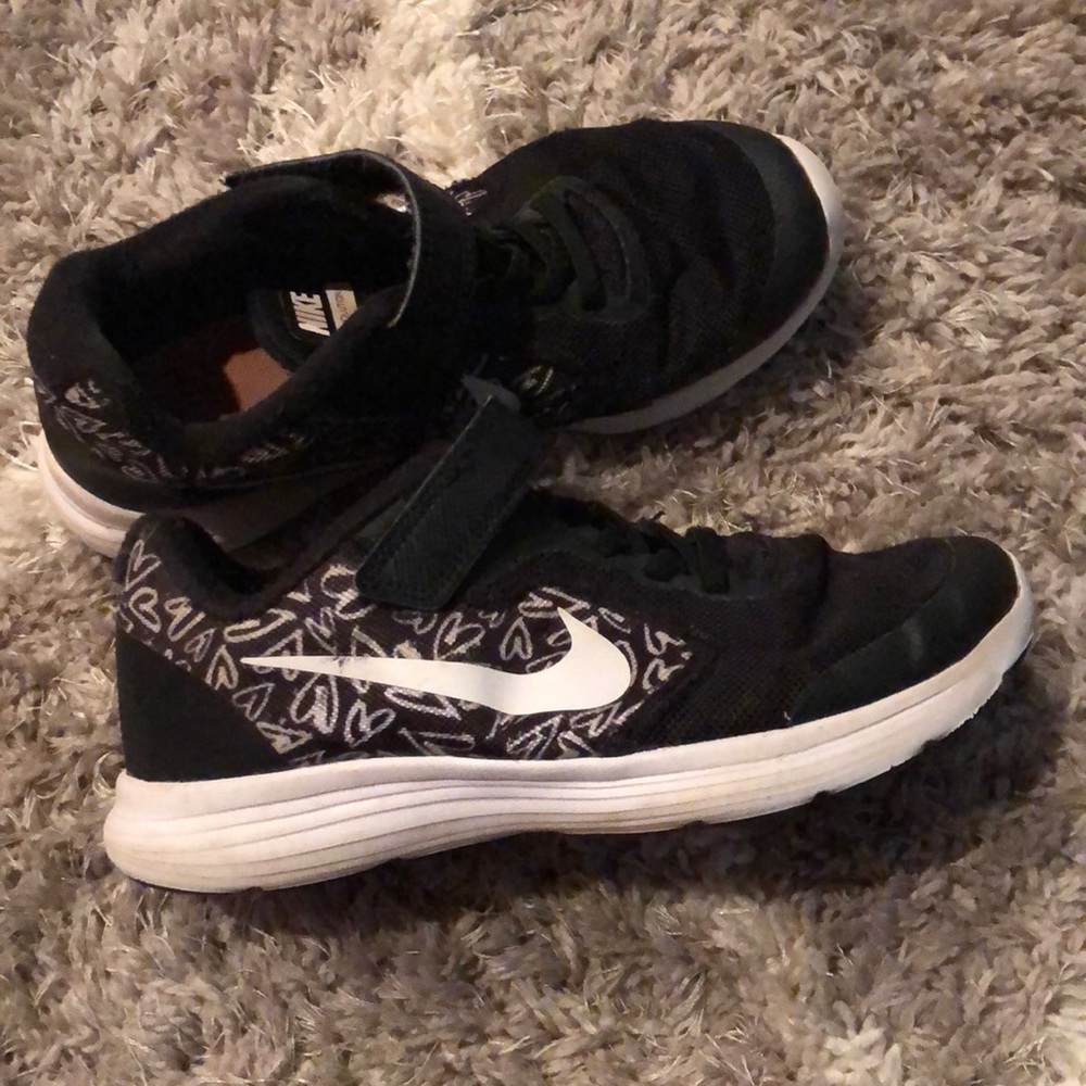 Nike Tennis shoes